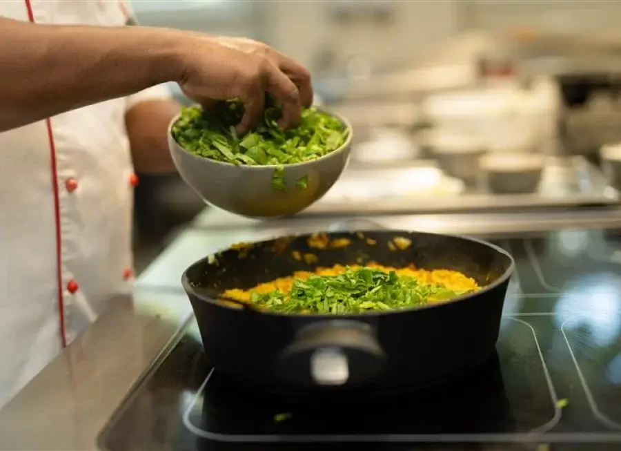 Mindful Eating & Nutrition Tips
